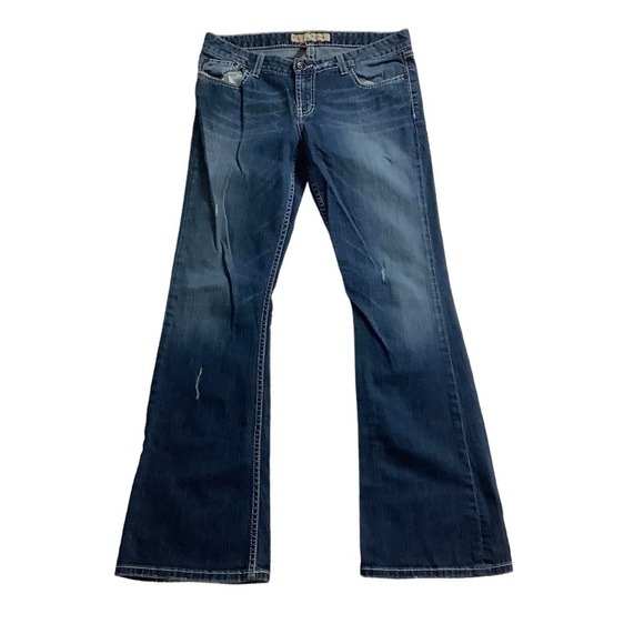 BKE Sabrina Stretch Dark Washed Distressed Bootcut Jeans Size 32W x 33.5L - Picture 1 of 7